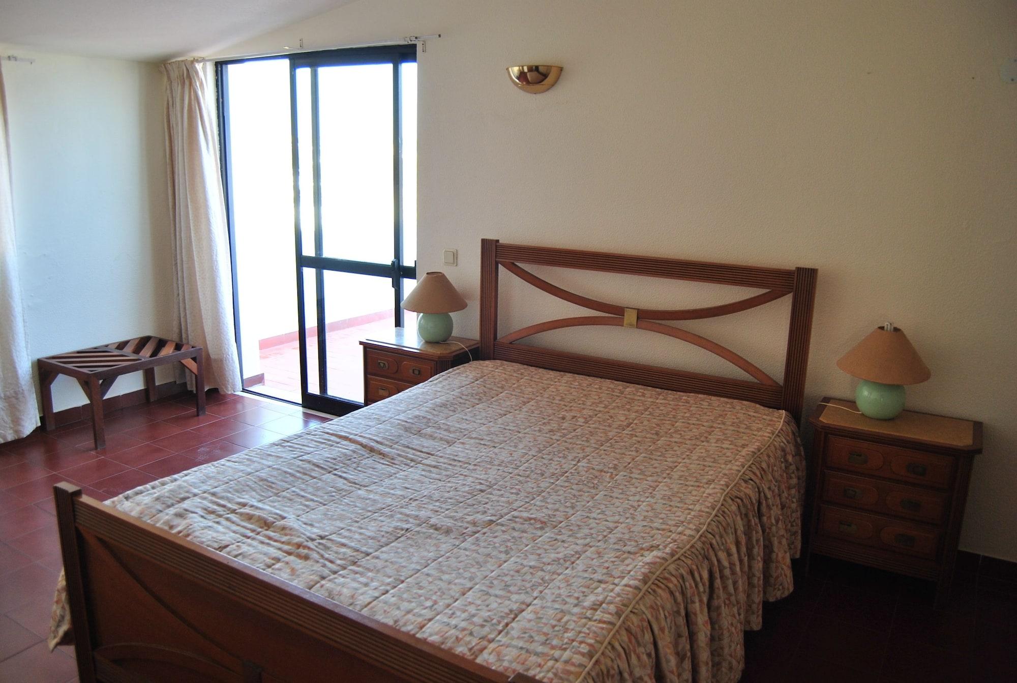 Apartamentos Olhos Do Mar Albufeira Luaran gambar