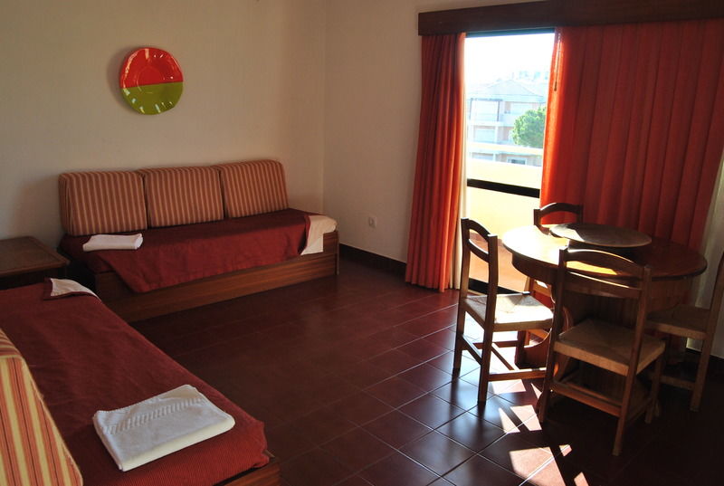 Apartamentos Olhos Do Mar Albufeira Luaran gambar