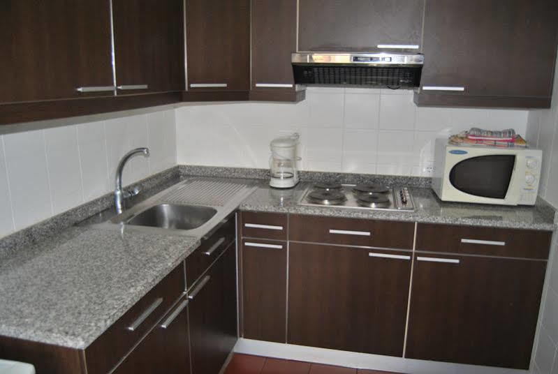 Apartamentos Olhos Do Mar Albufeira Luaran gambar